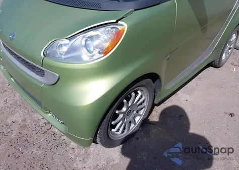 2012 Smart Fortwo Passion z USA, uszkodzony, nr VIN WMEEJ3BA5CK557300